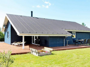 Tranquil Holiday Home in Brovst with Whirlpool